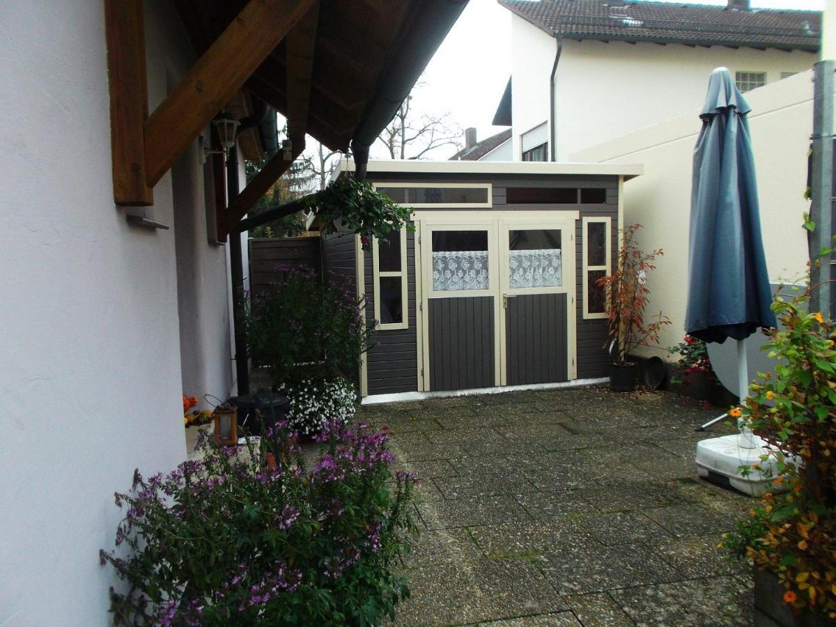 Pension/Fewo E. Tschernach Treuchtlingen Extérieur photo