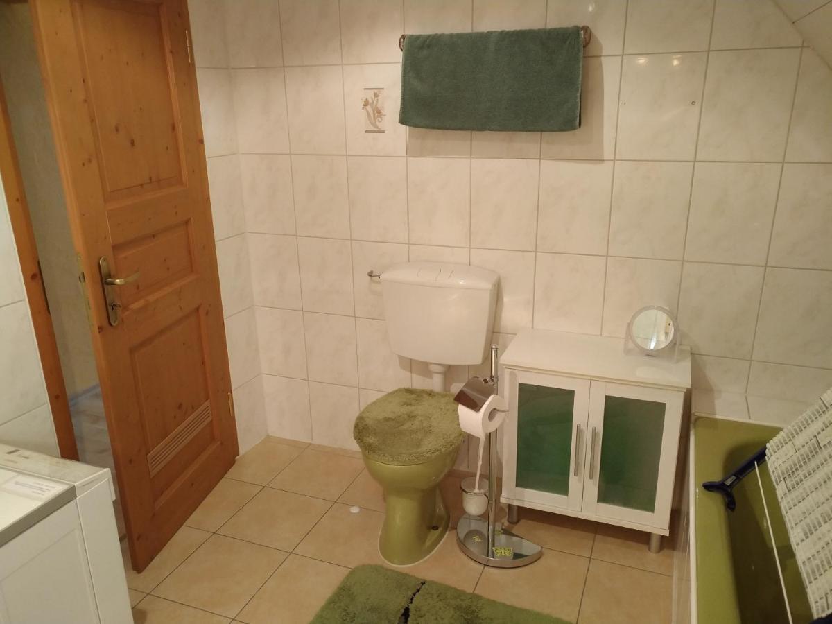 Pension/Fewo E. Tschernach Treuchtlingen Extérieur photo